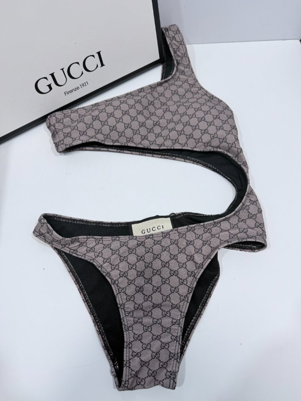 Gucci Women's Swimwear SZ M